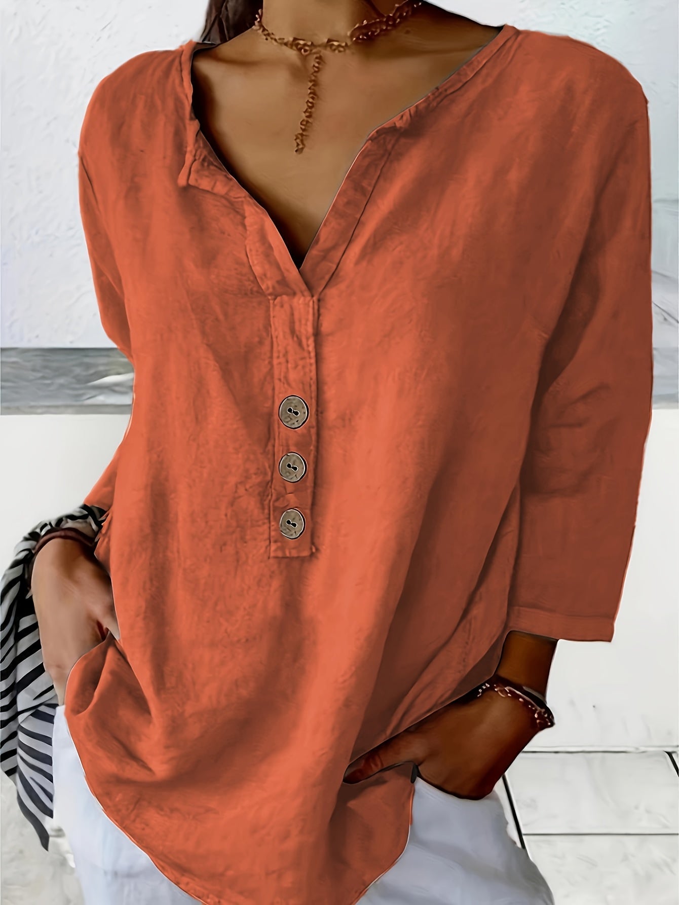 Frederika | Blouse met Knoopdetail